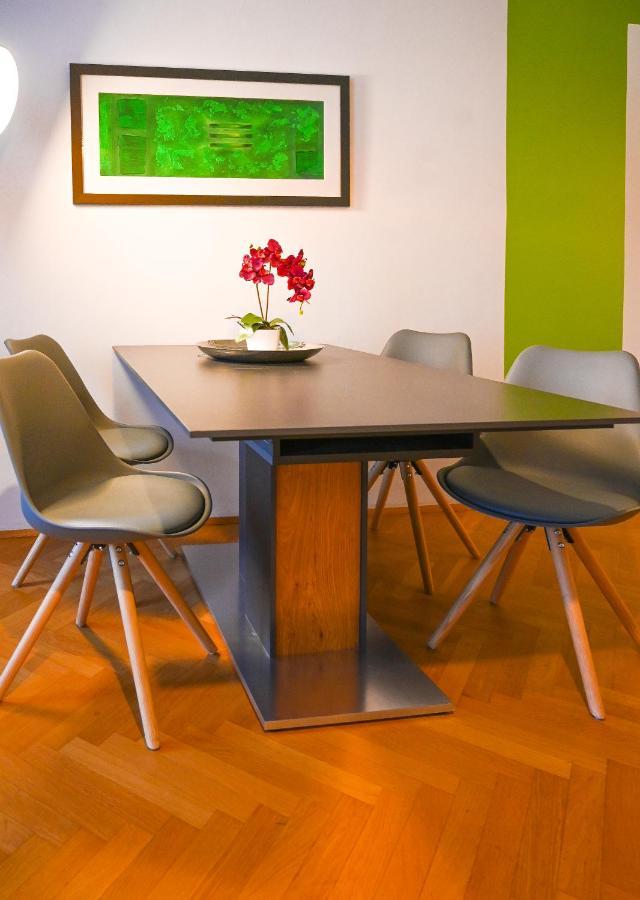 Exclusive Apartment Schoenbrunn Wina Bagian luar foto