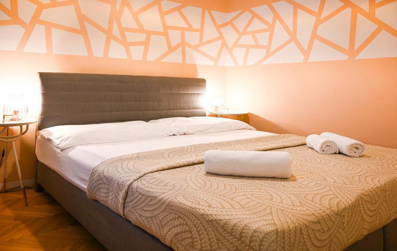 Exclusive Apartment Schoenbrunn Wina Bagian luar foto